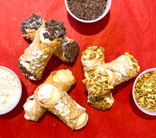 Moo’s Cannoli Kits